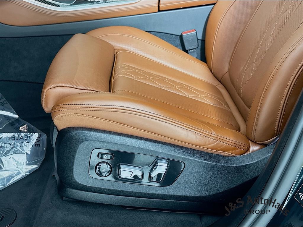 Used 2023 BMW X5 M50i image 25