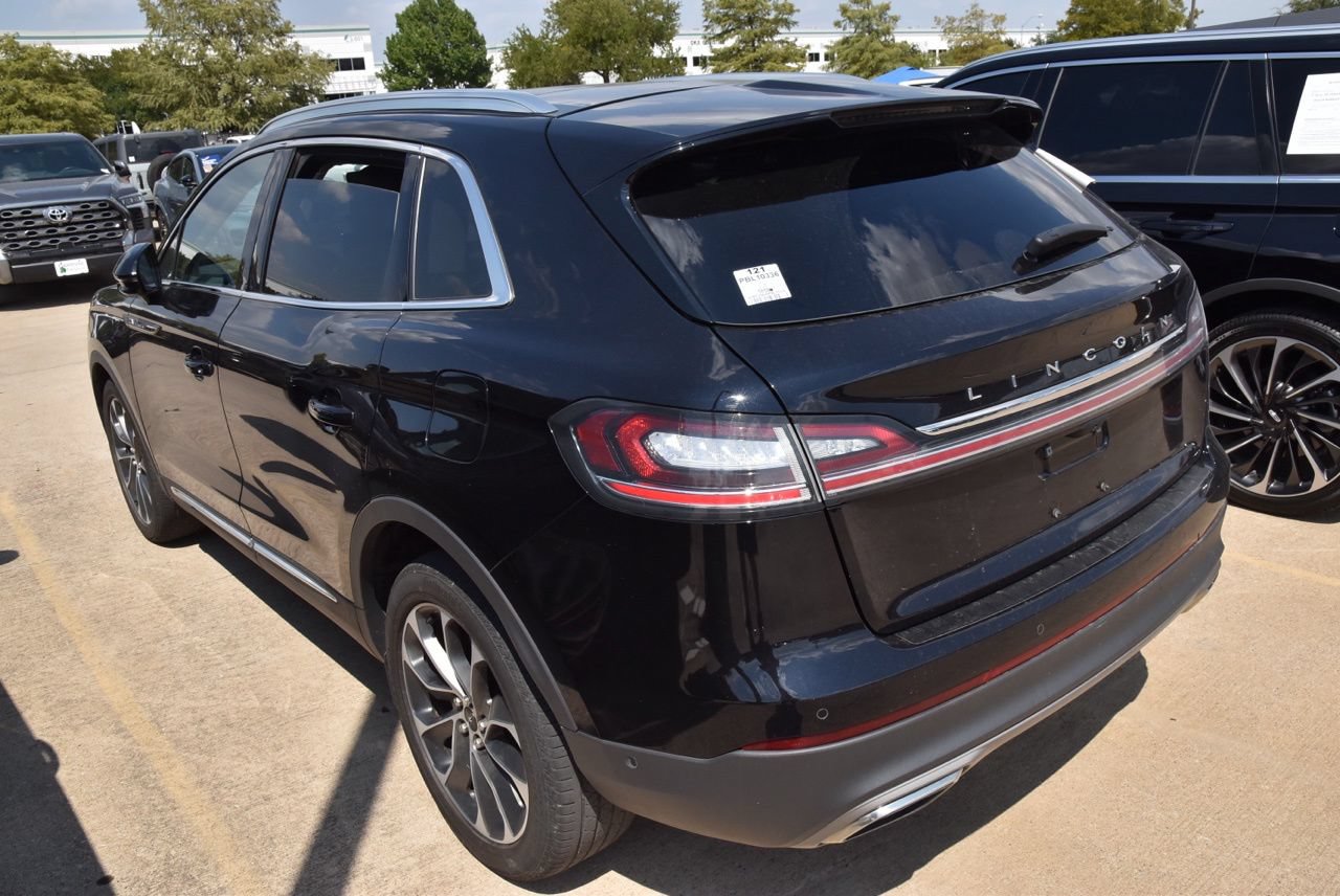 Used 2023 Lincoln Nautilus Reserve w/ Equipment Group 201A AWD/4WD image 6