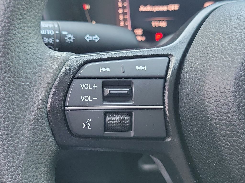 Used 2024 Honda Accord EX image 5