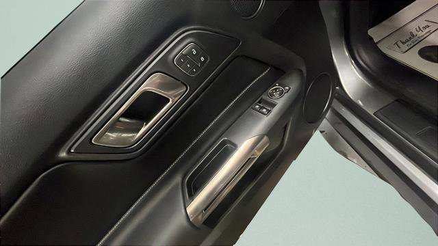 Used 2021 Ford Mustang Shelby GT500 w/ Technology Package RWD image 10