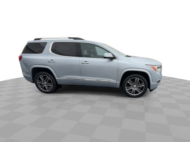 Used 2017 GMC Acadia Denali w/ Technology Package image 9