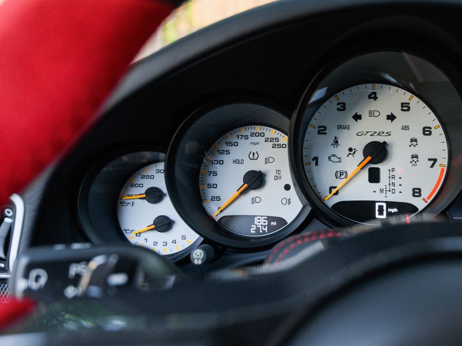 Used 2018 Porsche 911 GT2 RS RWD image 17
