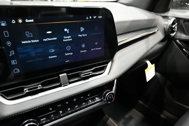 New 2026 Chevrolet Equinox LT w/ Convenience Package II image 14