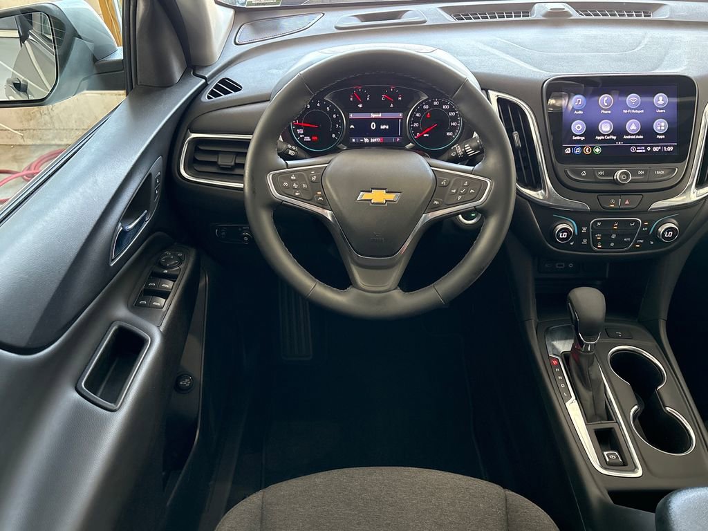 Used 2024 Chevrolet Equinox LT FWD image 18