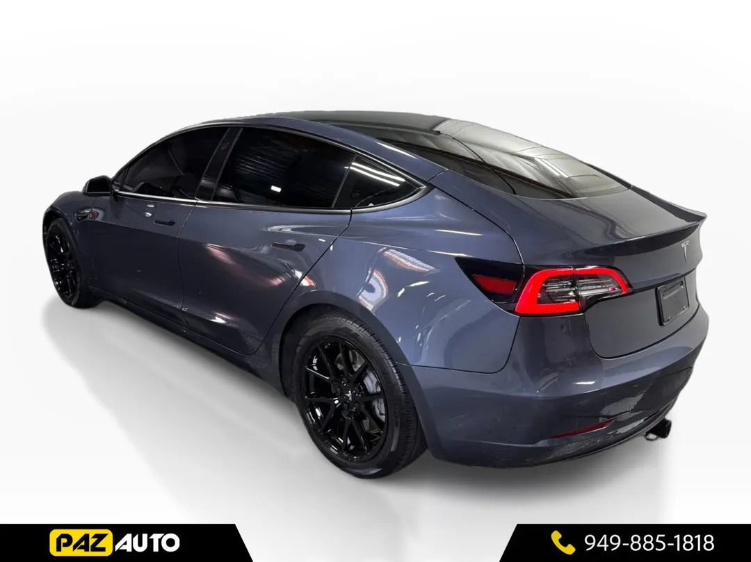 Used 2023 Tesla Model 3 Standard Range RWD image 3