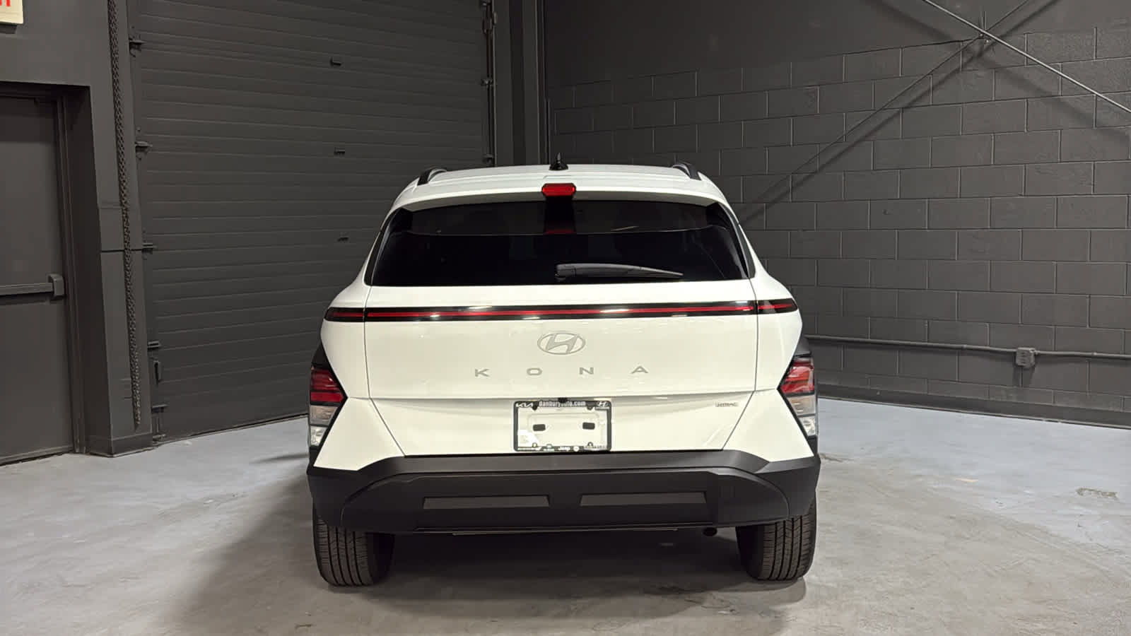 Used 2024 Hyundai Kona SEL AWD/4WD image 5