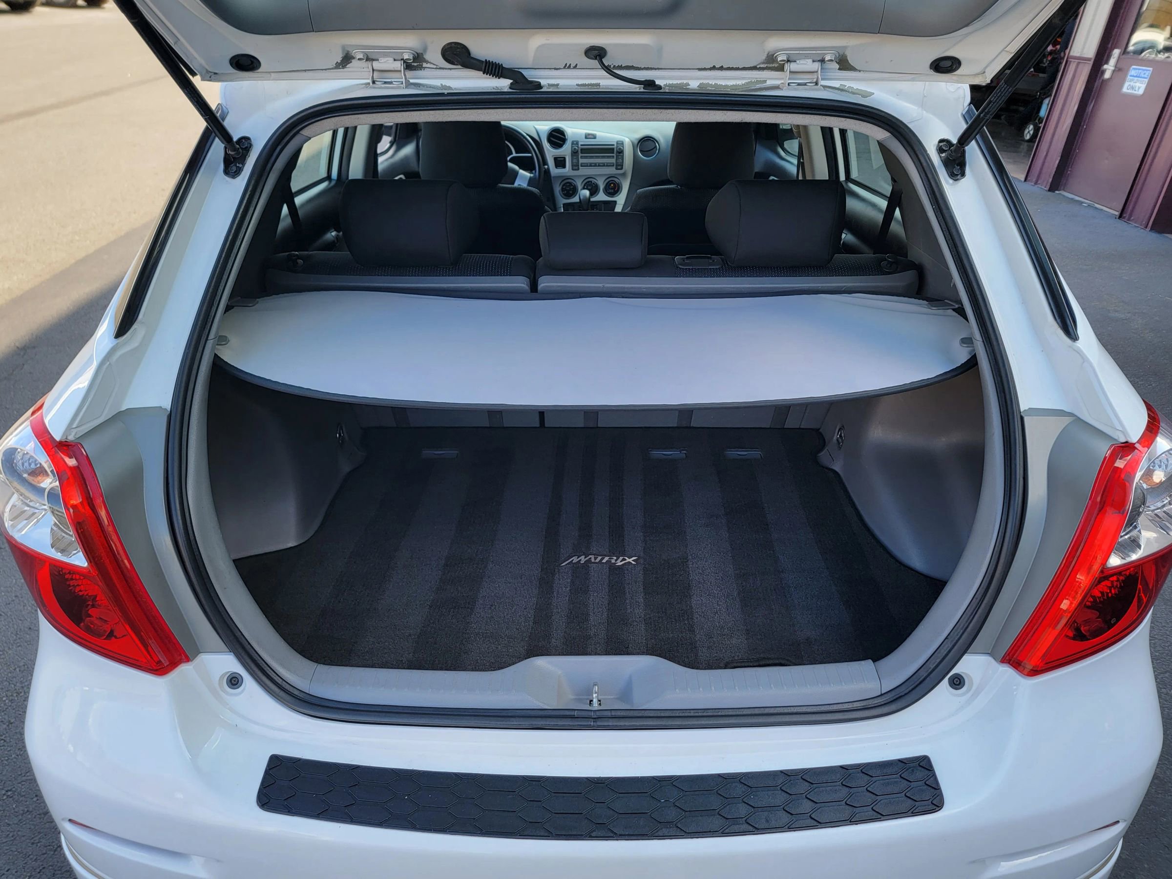 Used 2009 Toyota Matrix S image 23