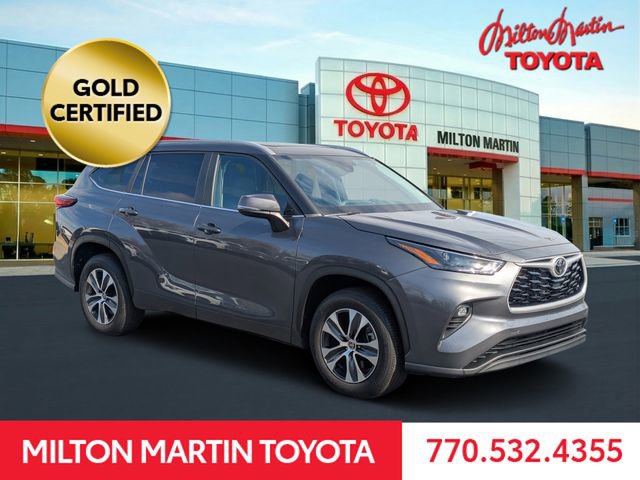 Used 2023 Toyota Highlander XLE image 1