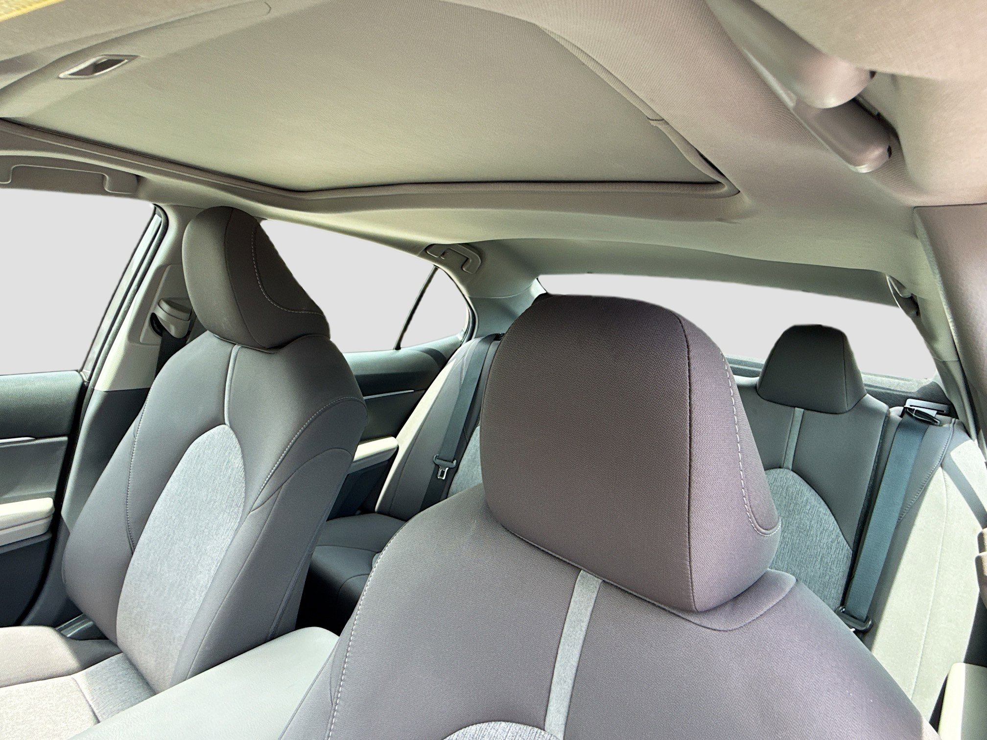 Used 2024 Toyota Camry LE w/ Convenience Package FWD image 25
