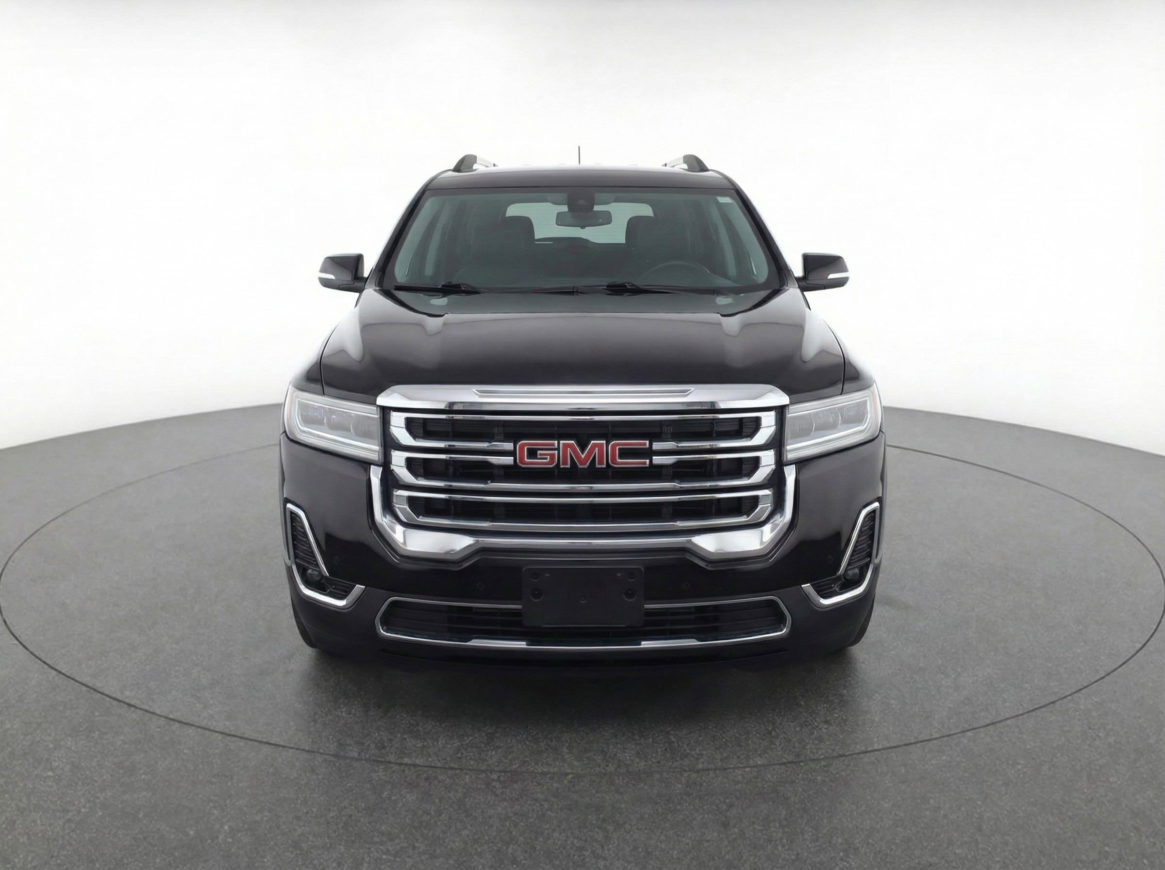 Used 2023 GMC Acadia SLT FWD image 2