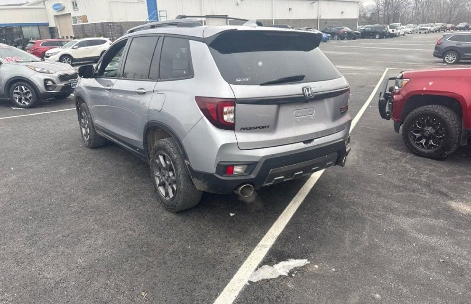 Used 2024 Honda Passport TrailSport image 11