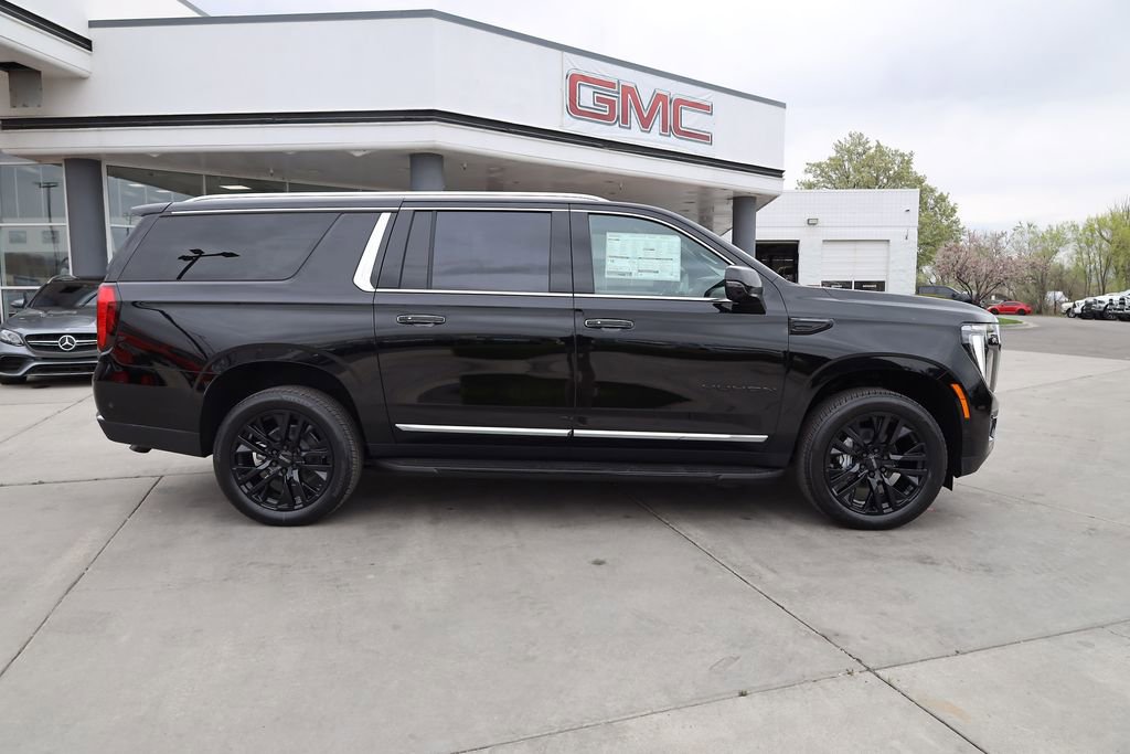 New 2026 GMC Yukon XL Elevation image 7