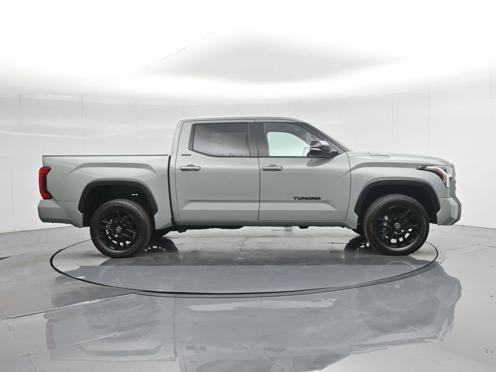 Used 2025 Toyota Tundra Limited image 31