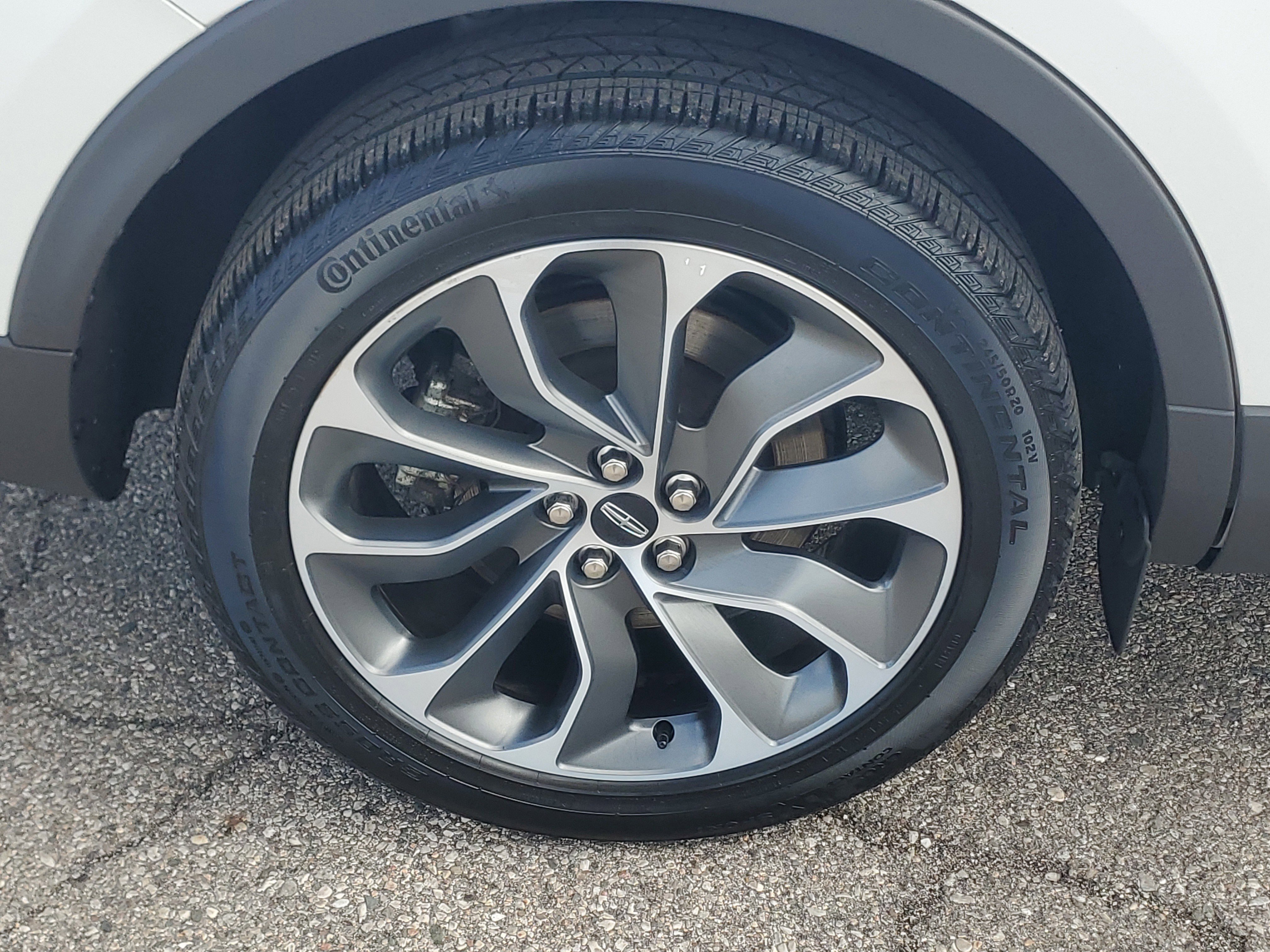 Certified 2023 Lincoln Nautilus Reserve AWD/4WD image 7