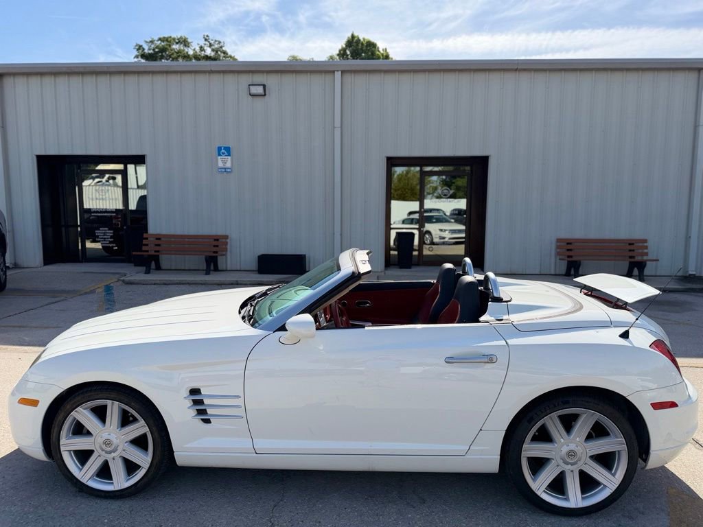 Used 2006 Chrysler Crossfire Limited RWD image 10