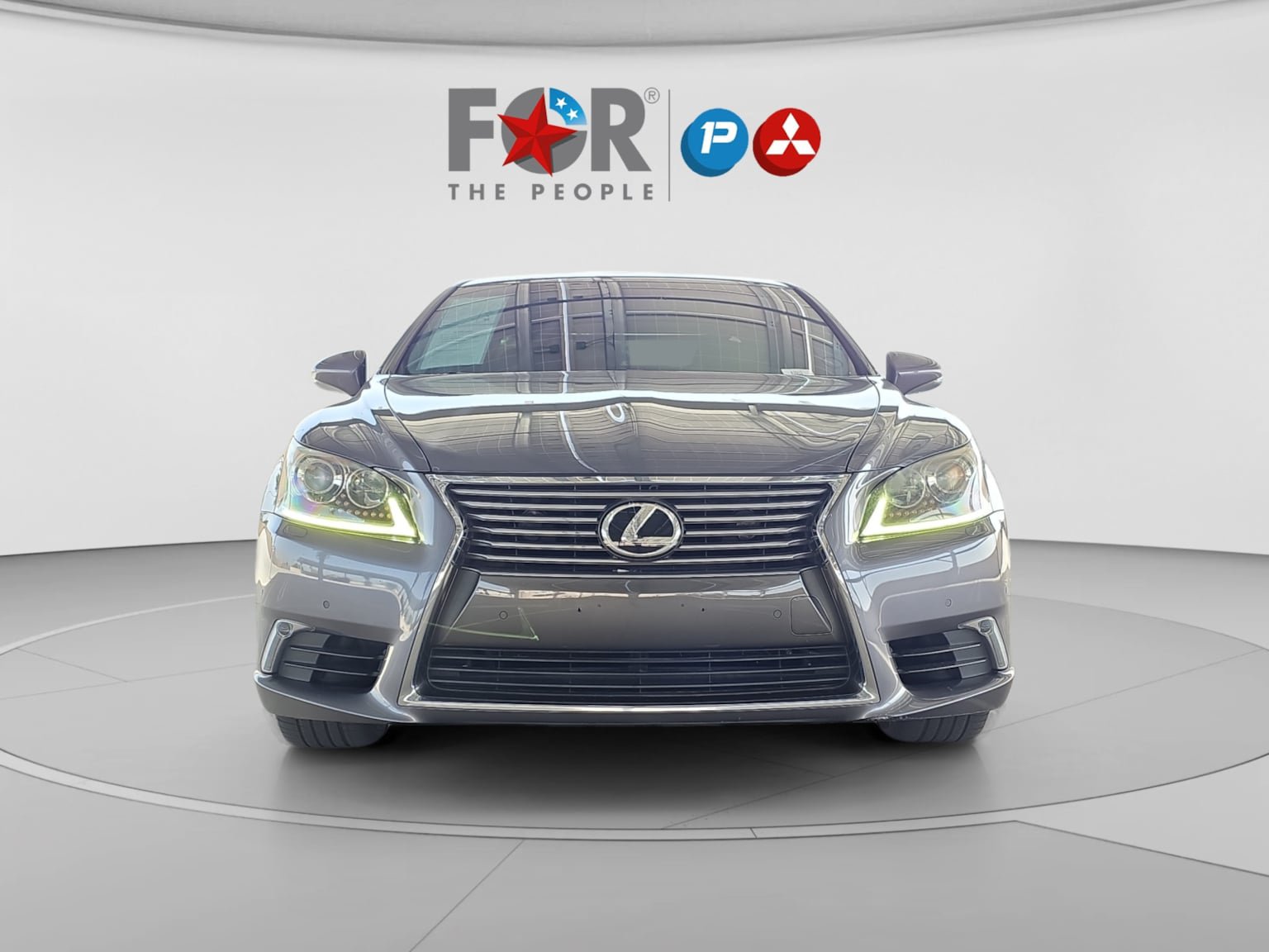 Used 2014 Lexus LS 460 w/ Comfort Package RWD image 3