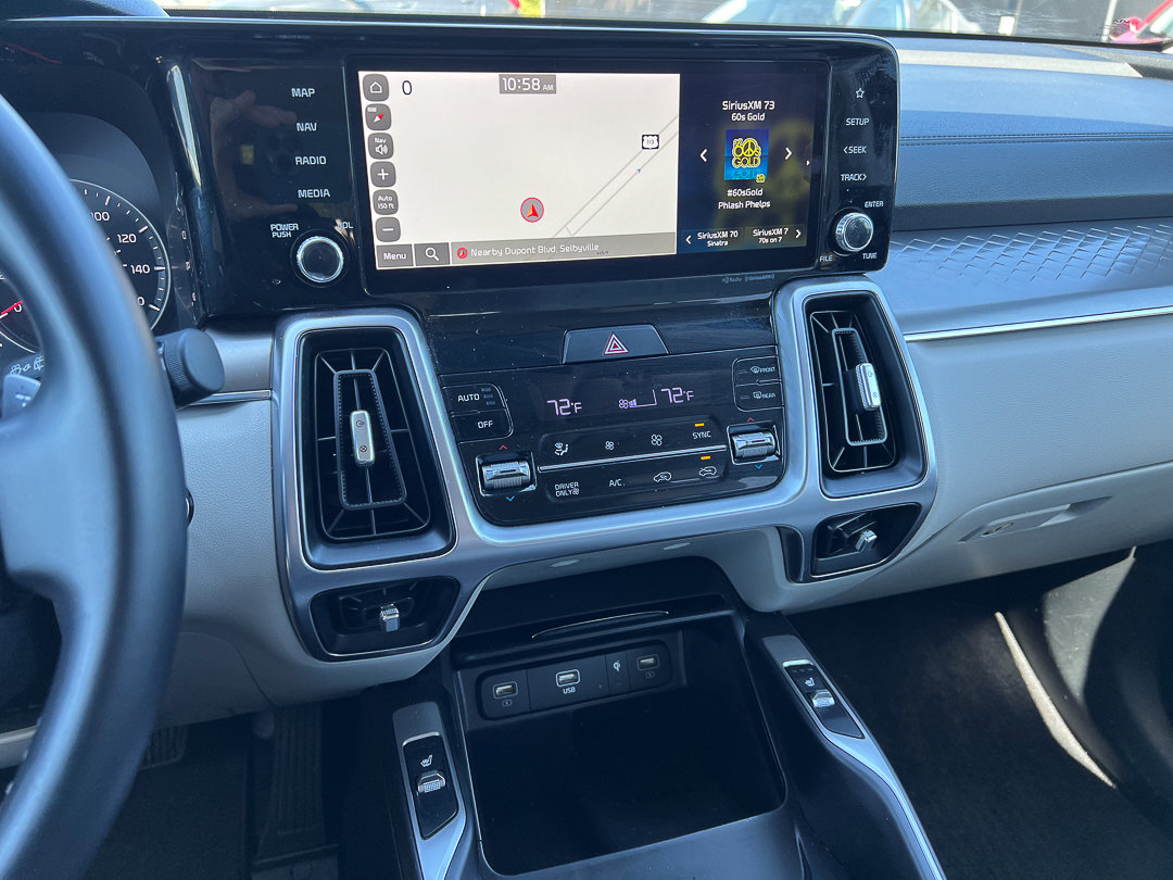 Used 2023 Kia Sorento EX AWD/4WD image 23