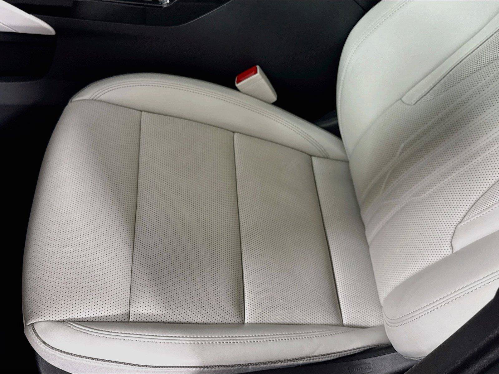 Used 2024 Buick Envision Avenir AWD/4WD image 14