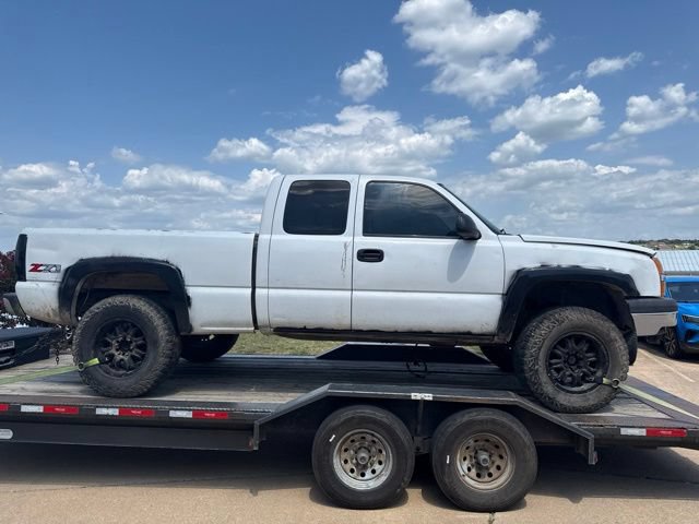 Used 2004 Chevrolet Silverado 1500 4x4 Extended Cab w/ Light Duty Power Package image 2