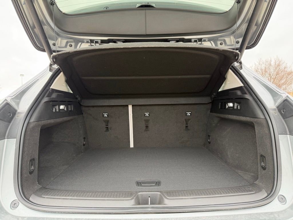 Used 2024 Buick Envision Avenir image 9