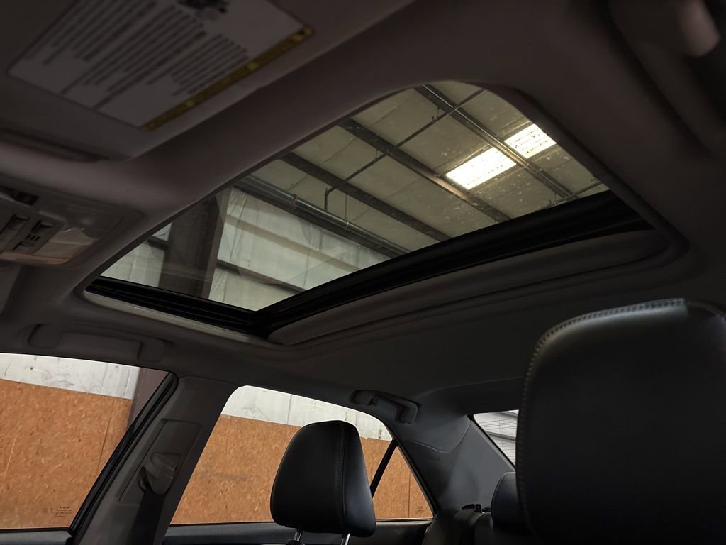 Used 2017 Toyota Camry XLE w/ Moonroof Package image 20