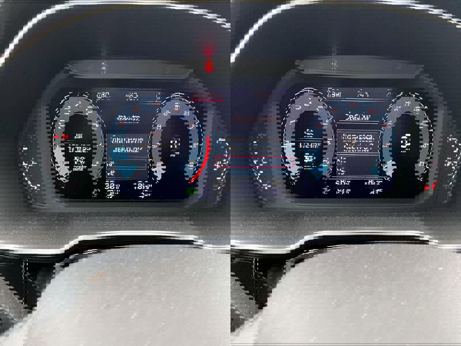 Used 2025 Audi Q3 2.0T Premium Plus image 23