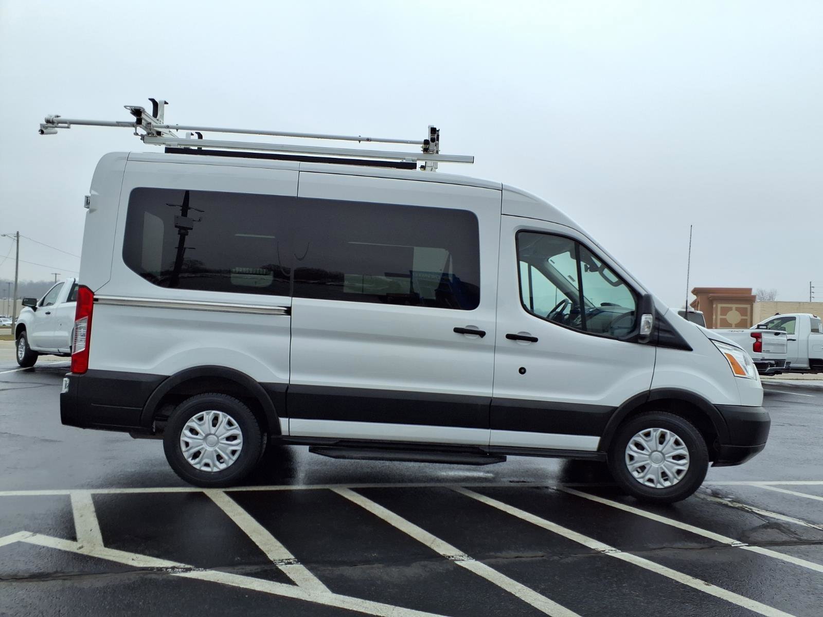 Used 2019 Ford Transit 150 XLT RWD image 39