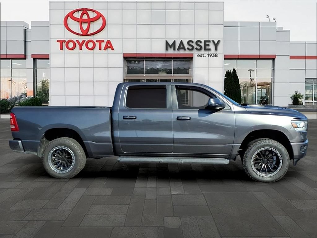 Used 2023 RAM 1500 Laramie AWD/4WD image 2