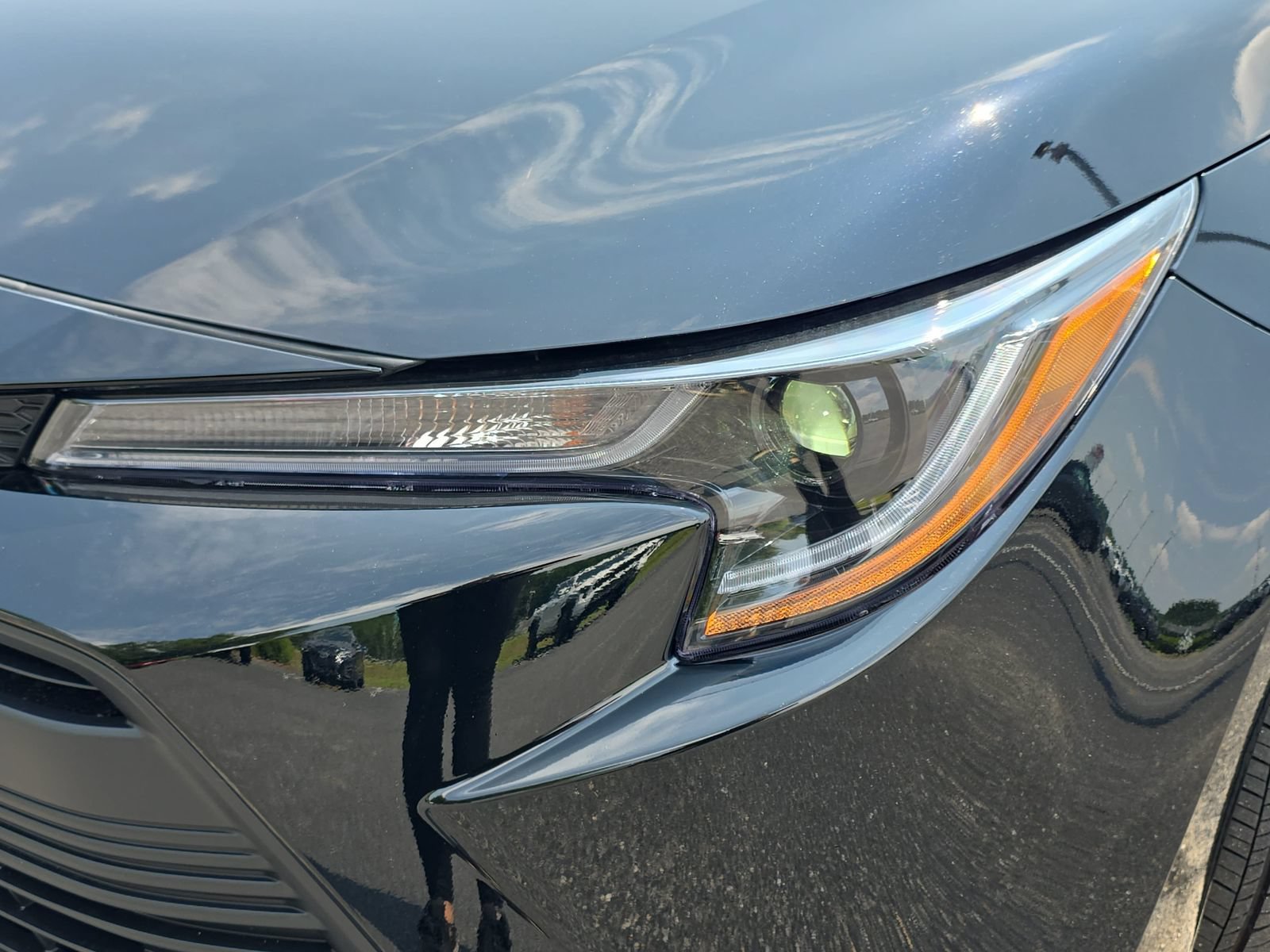 Used 2026 Toyota Corolla LE FWD image 29