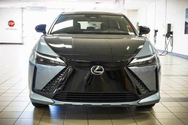 Certified 2023 Lexus RZ 450e Premium w/ Accessory Package (Z1) image 4