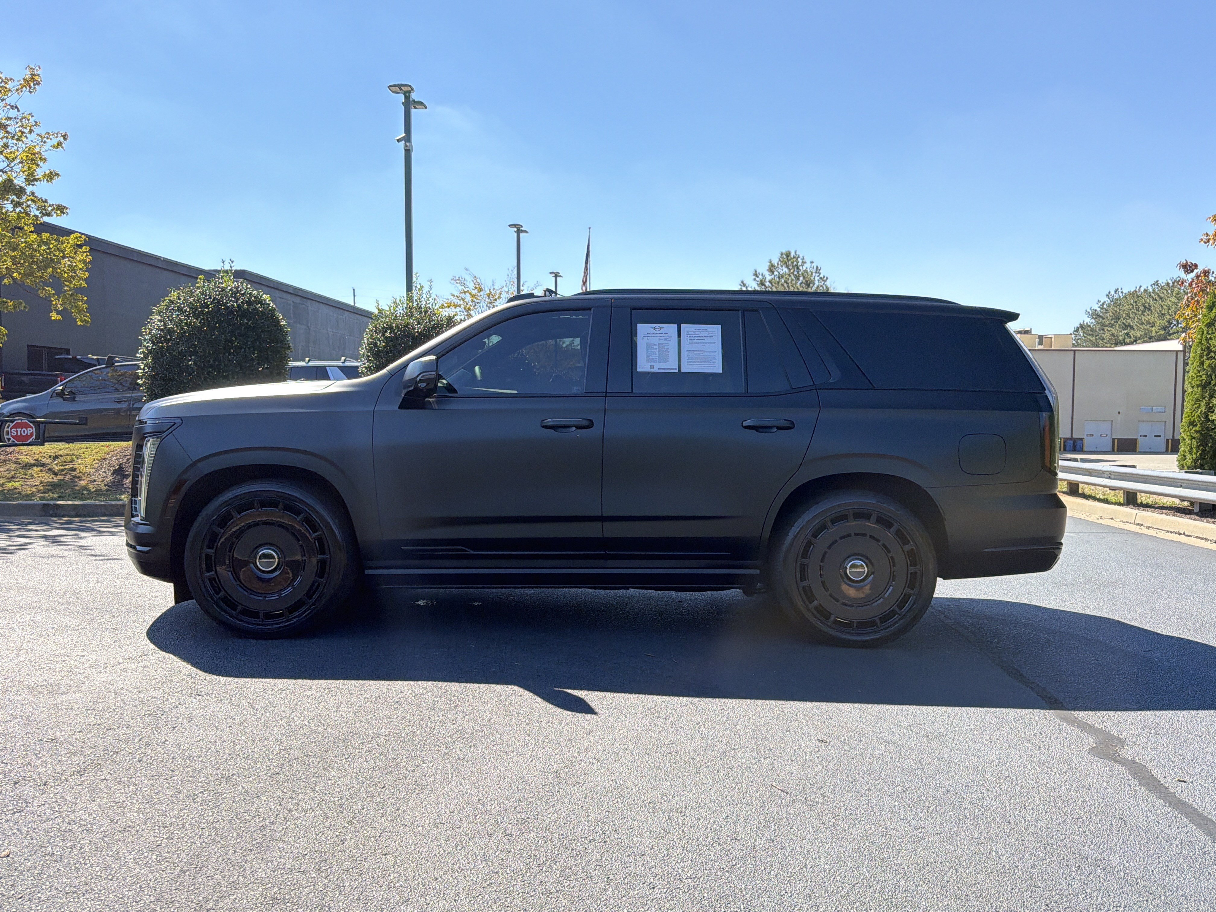 Used 2026 Cadillac Escalade Platinum Sport w/ LPO, ONYX Package AWD/4WD image 16