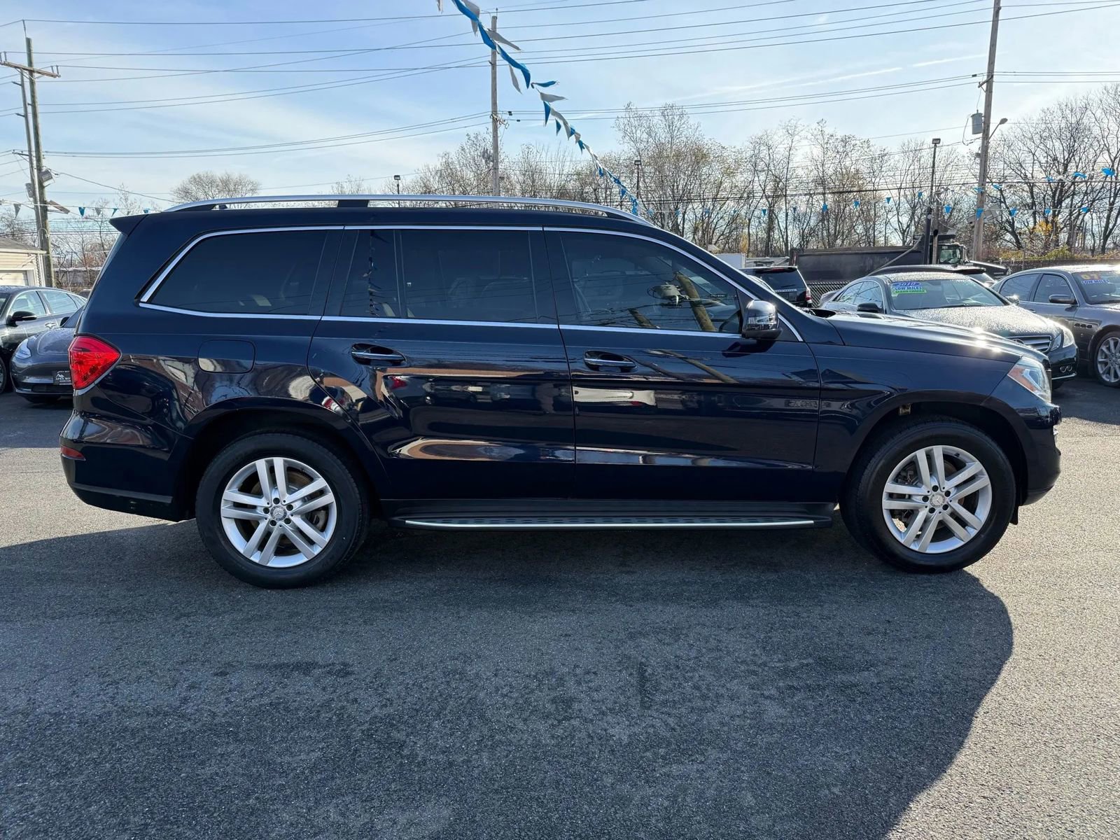 Used 2015 Mercedes-Benz GL 450 4MATIC image 13
