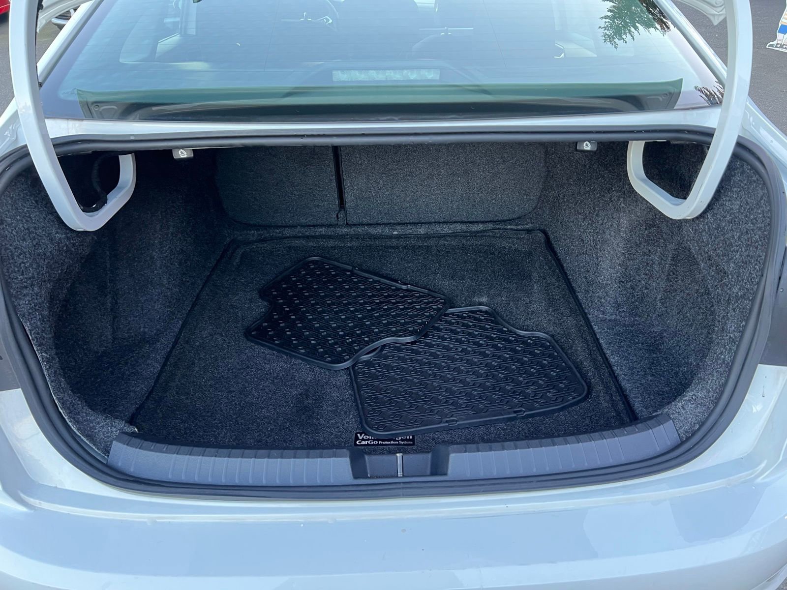 Used 2019 Volkswagen Jetta S w/ Driver Assistance Package image 13