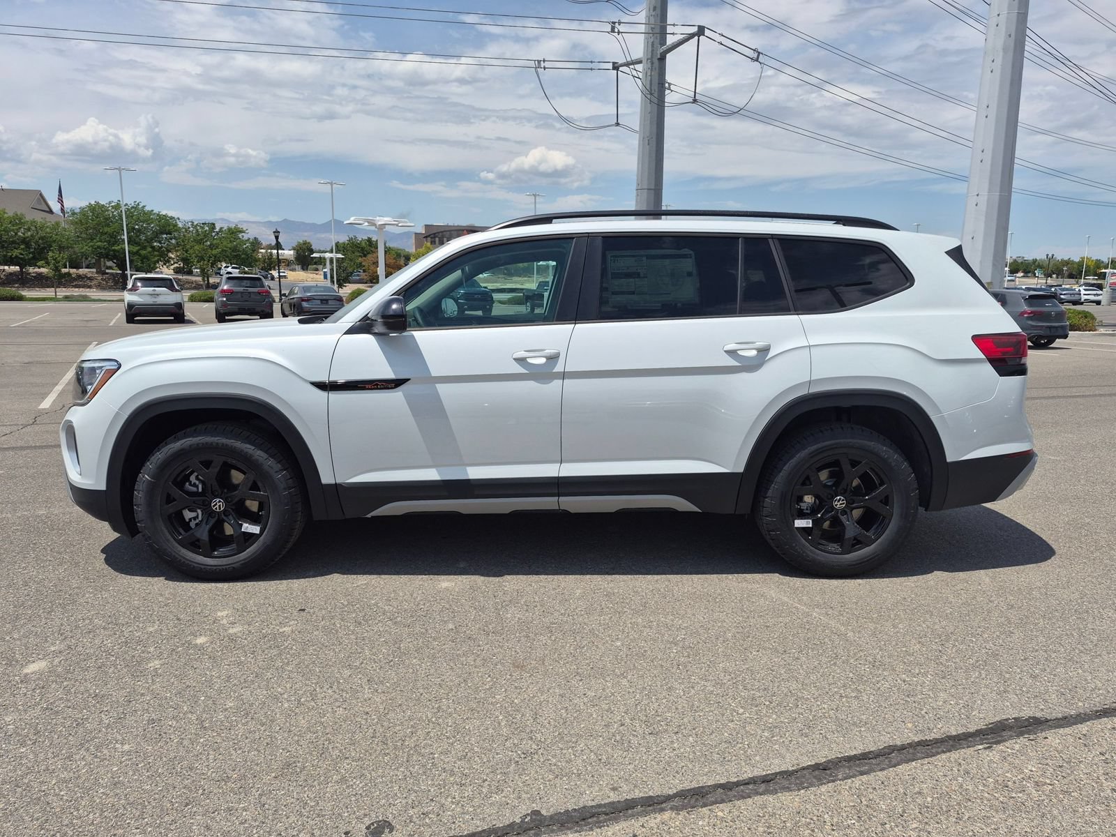 New 2026 Volkswagen Atlas Peak Edition AWD/4WD image 6