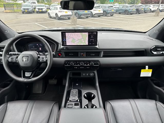 Used 2026 Honda Pilot Black Edition image 13