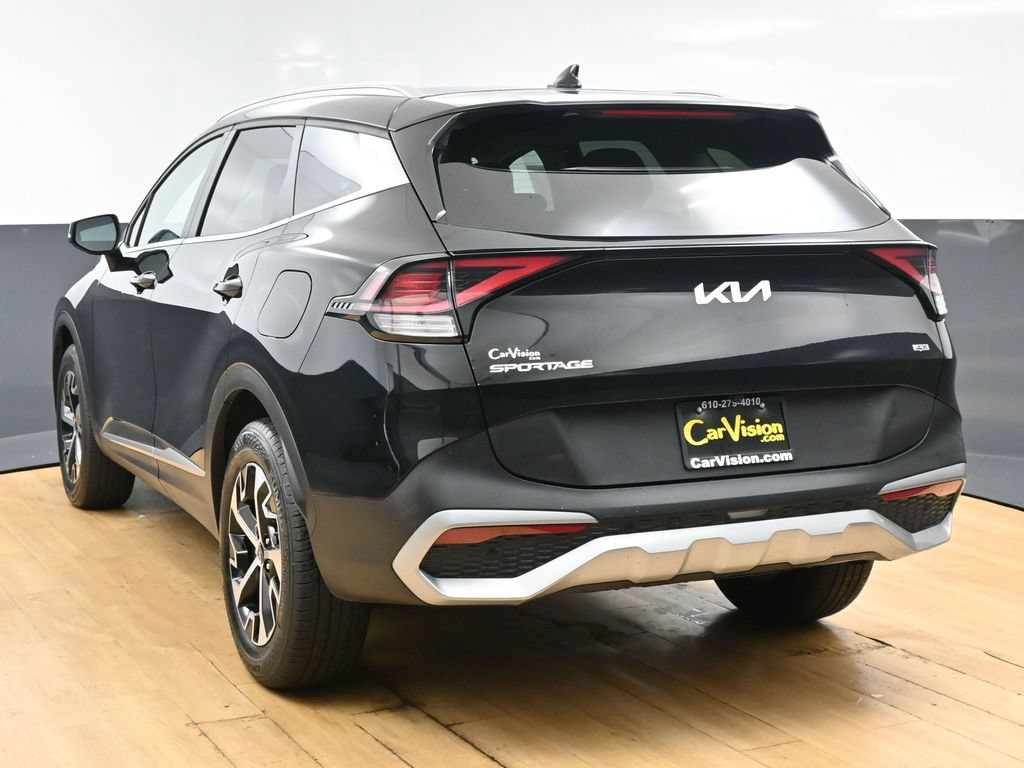 Used 2023 Kia Sportage EX AWD/4WD image 7