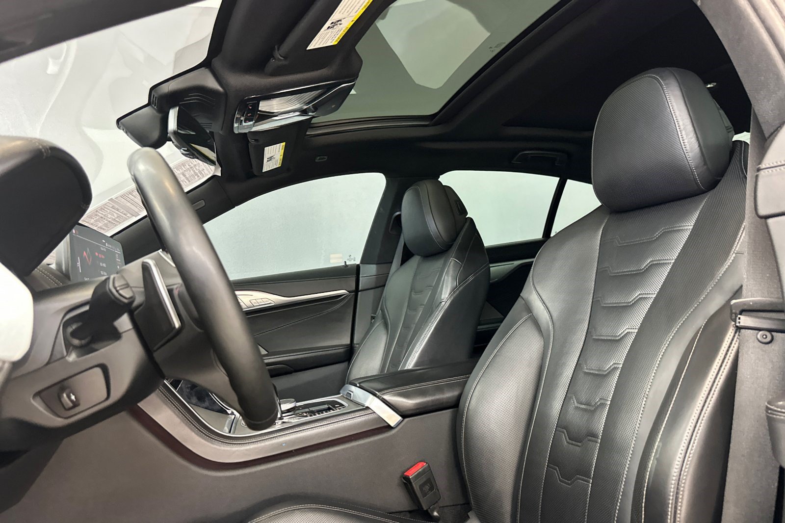 Certified 2023 BMW M850i xDrive AWD/4WD image 22