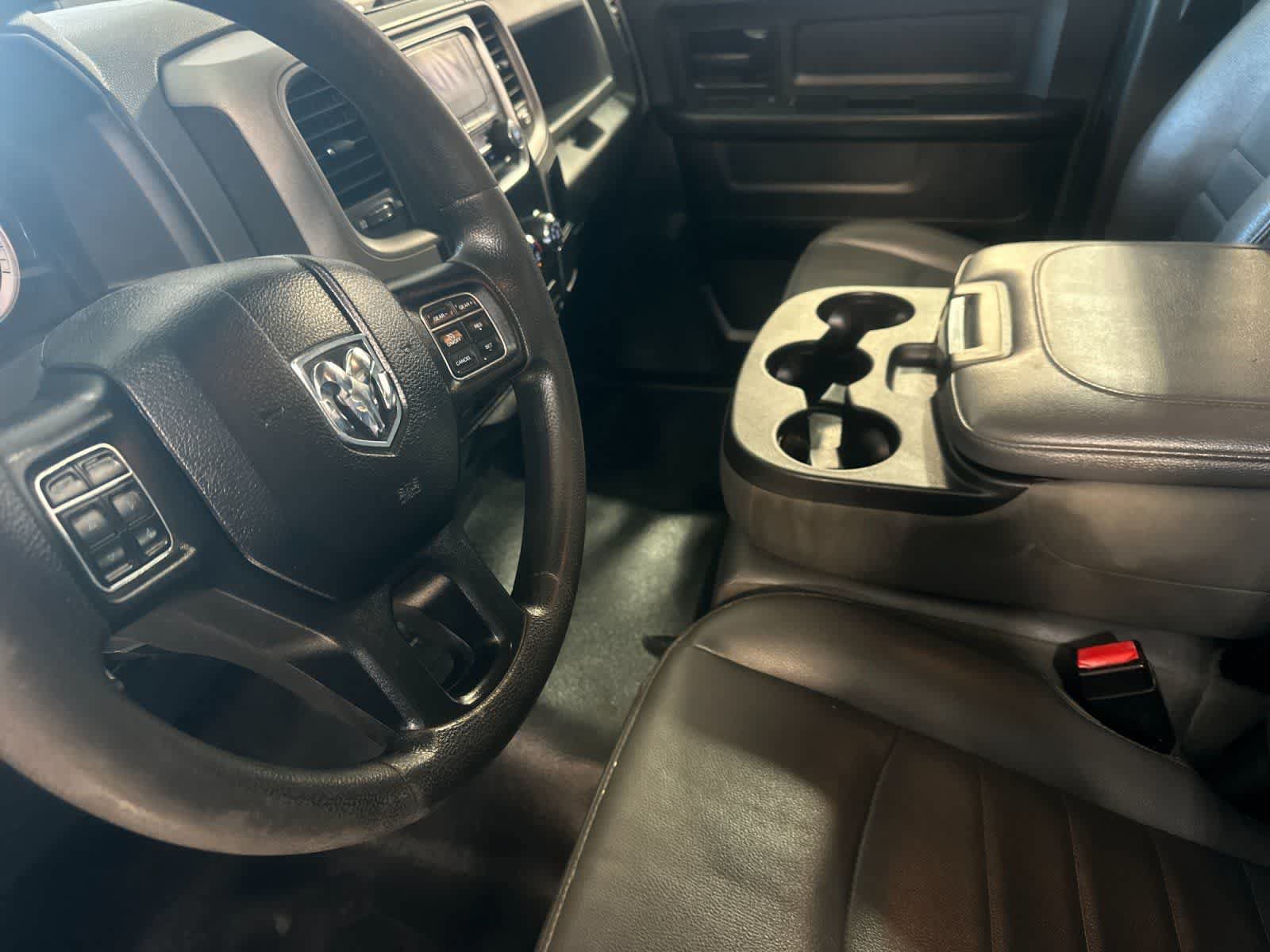 Used 2019 RAM 1500 Tradesman RWD image 12