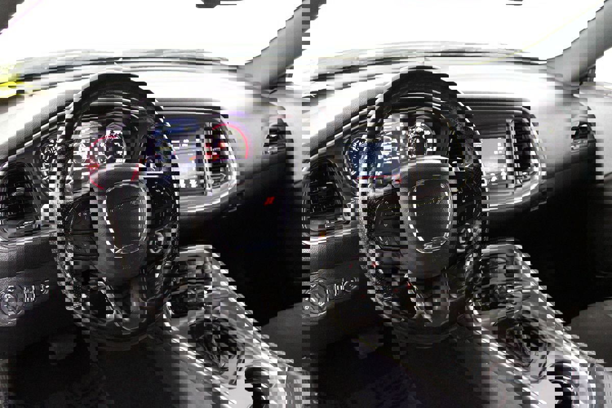 Used 2021 Dodge Challenger R/T image 7