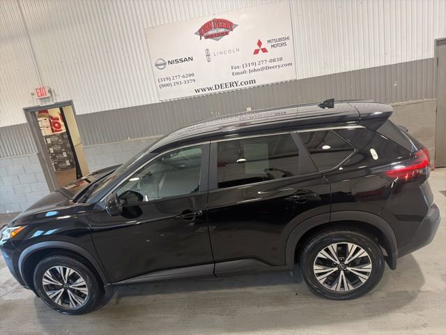 Certified 2023 Nissan Rogue SV image 7