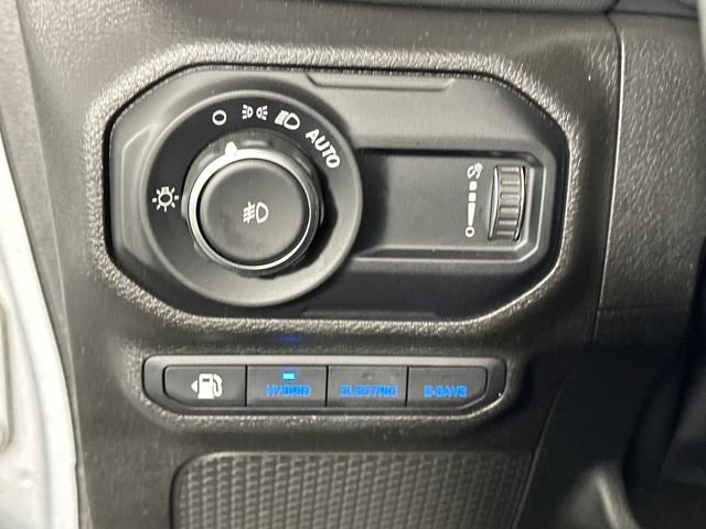 Used 2023 Jeep Wrangler Unlimited Sahara w/ Cold Weather Group image 19