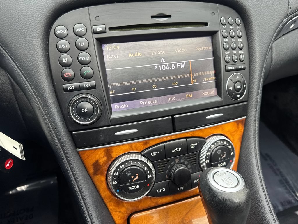 Used 2009 Mercedes-Benz SL 550 image 59