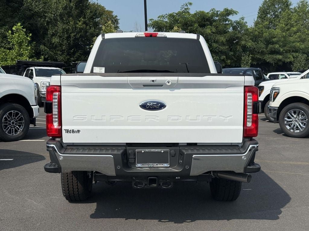 New 2026 Ford F250 Lariat w/ FX4 Off-Road Package AWD/4WD image 4