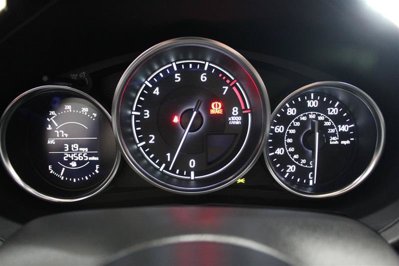 Used 2016 MAZDA MX-5 Miata Grand Touring RWD image 17