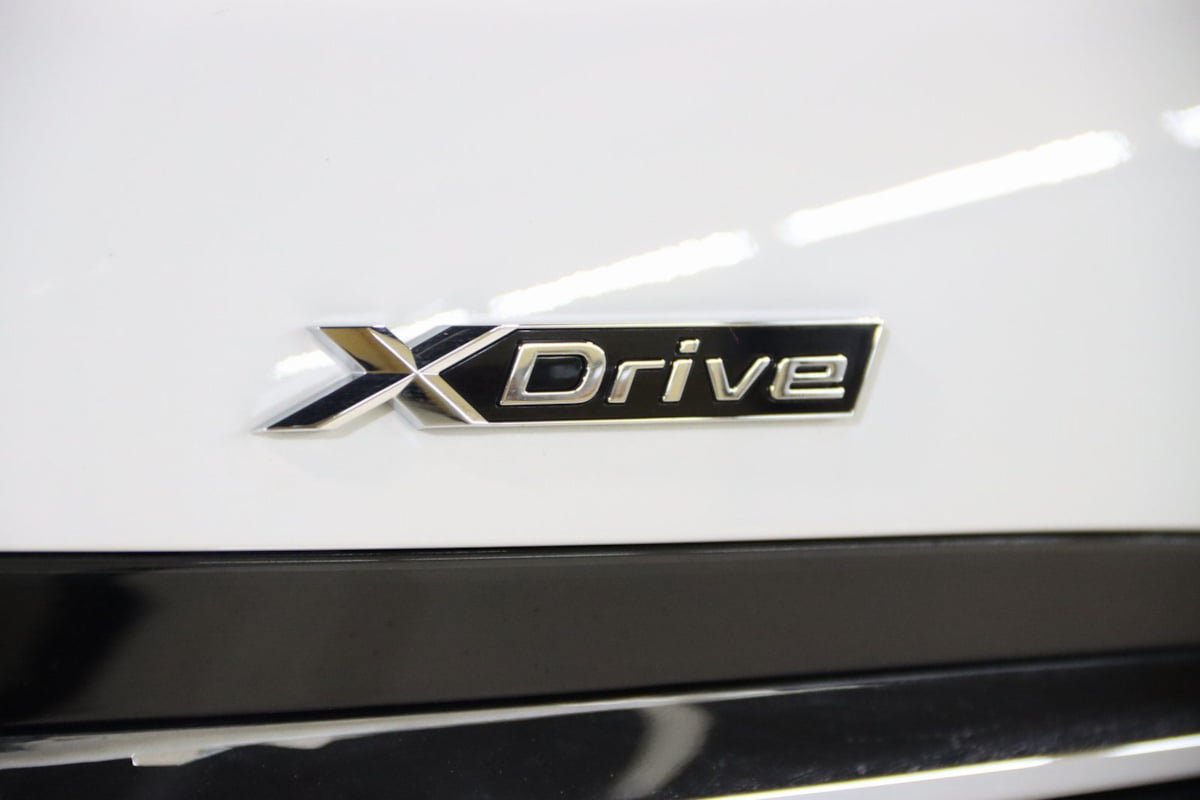 Used 2023 BMW 760i xDrive AWD/4WD image 9