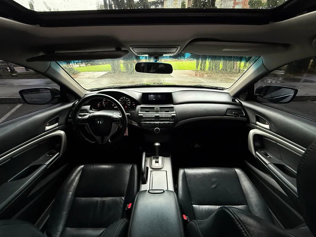 Used 2011 Honda Accord EX-L image 9