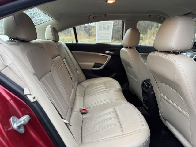 Used 2013 Buick Regal Premium image 17