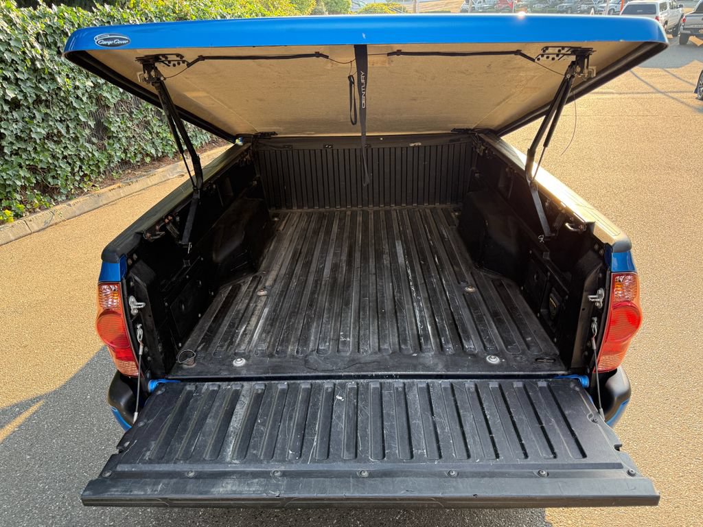Used 2008 Toyota Tacoma X-Runner RWD image 6