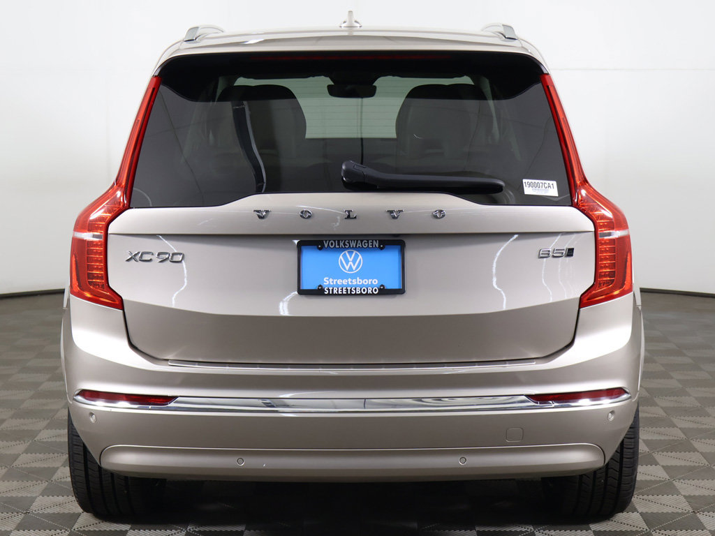 Used 2024 Volvo XC90 B5 Plus AWD/4WD image 17