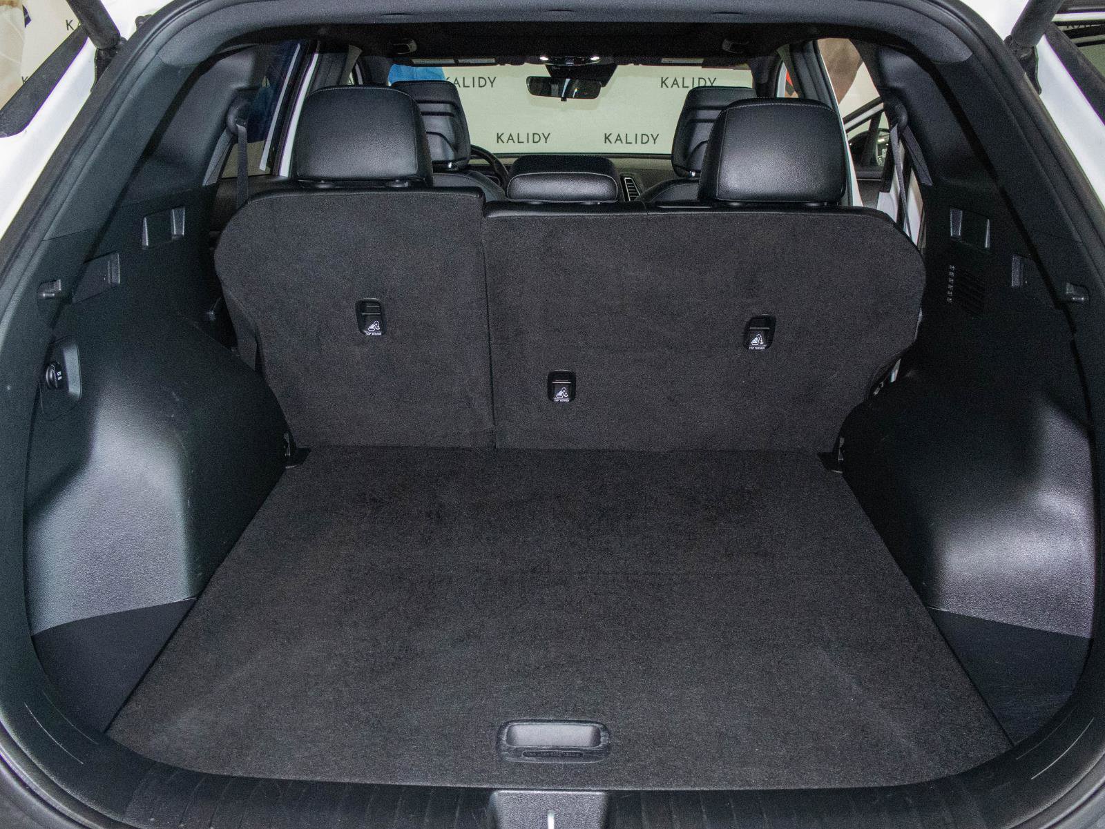 Used 2023 Kia Sportage X-Line w/ X-Line Premium Package image 24